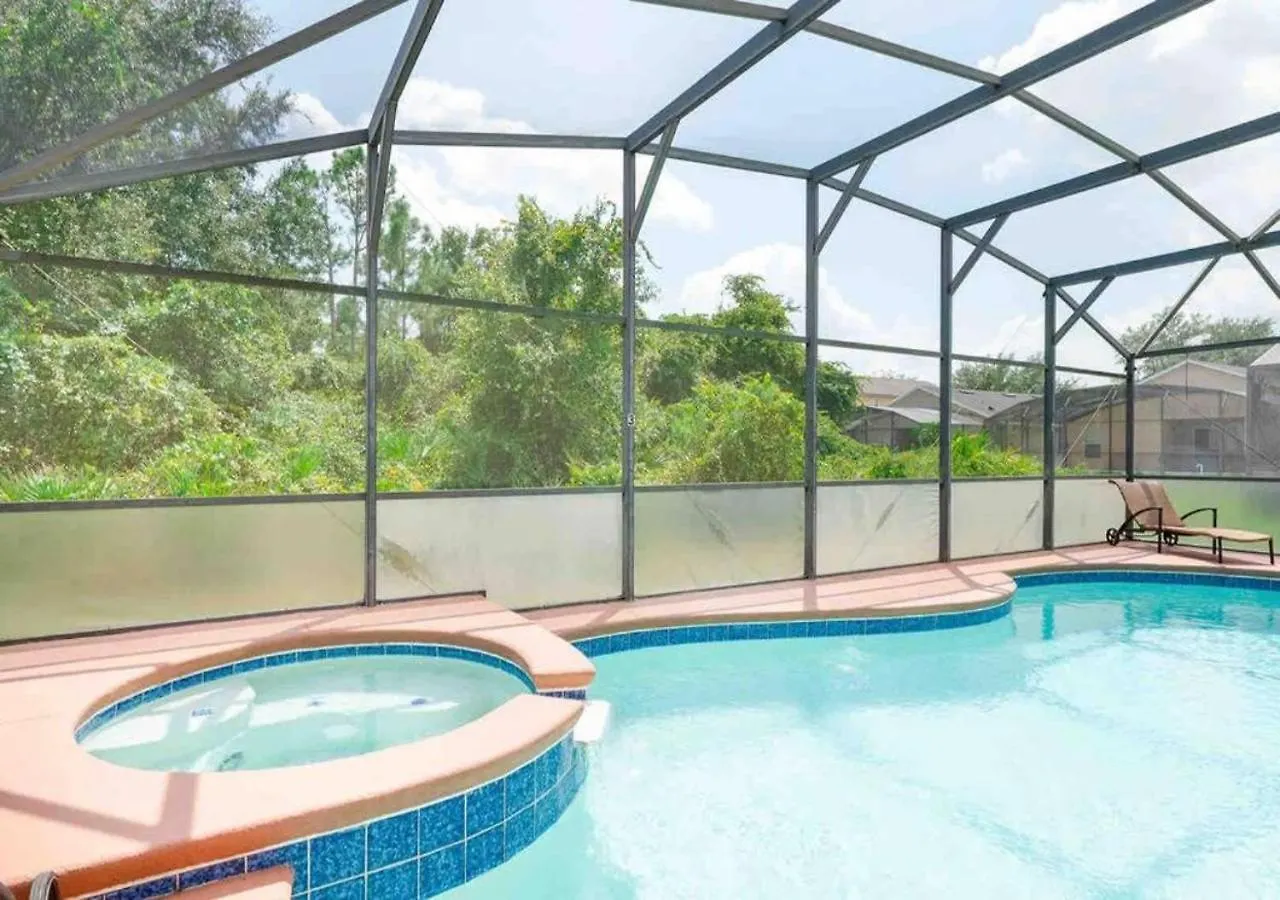 Dom wakacyjny 5 Bedroom, 7 Bed , 3 Bathroom Midterm Rental Home With Pool And Game Room, Near Disney Davenport
